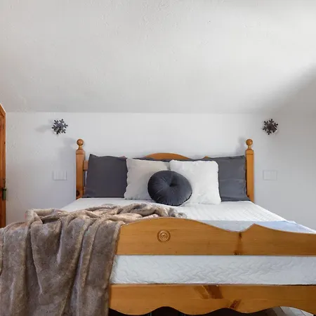 Il Triangolo Sul Bianco Degli Sportivi! Ferienhaus Courmayeur