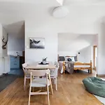 Nyaraló Il Triangolo Sul Bianco Degli Sportivi! Courmayeur